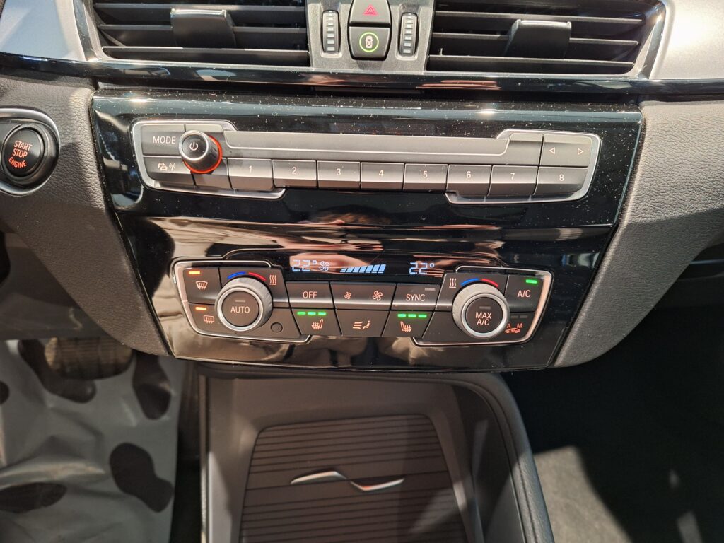 BMW X1 sDrive18iA