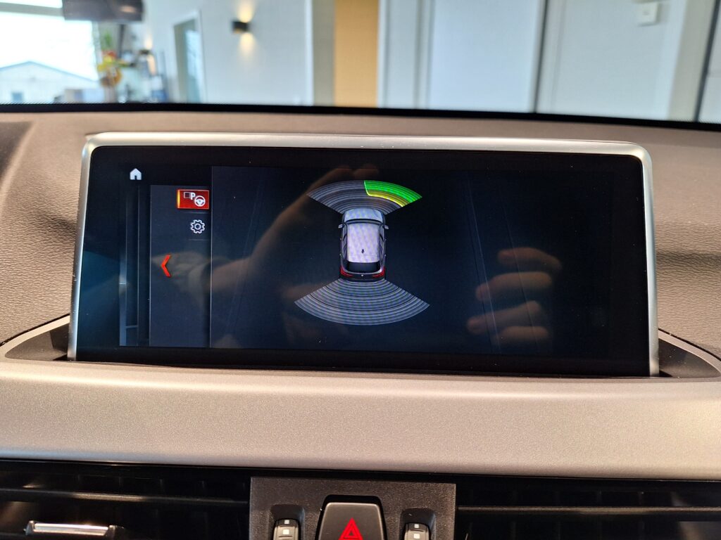 BMW X1 sDrive18iA