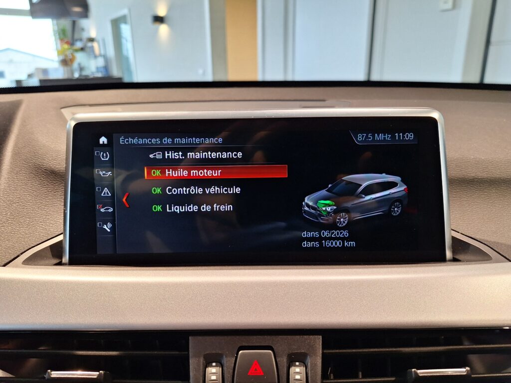 BMW X1 sDrive18iA