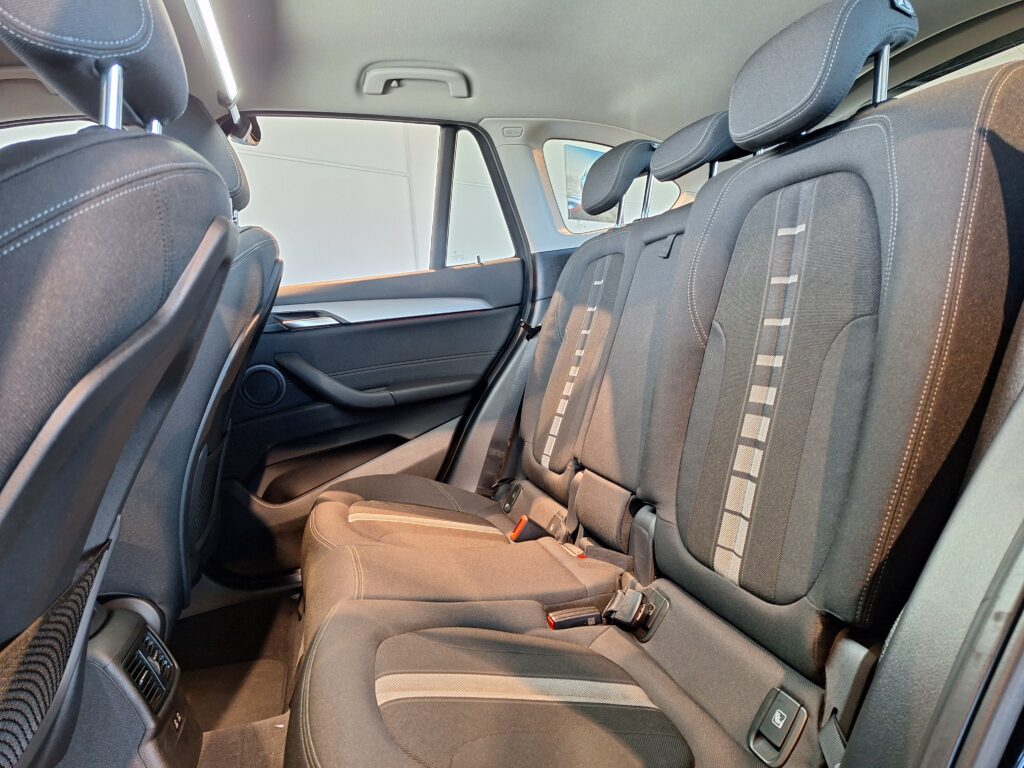 BMW X1 sDrive18iA