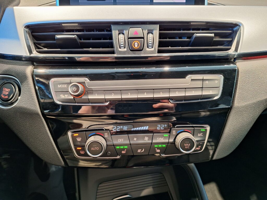 BMW X1 sDrive18iA