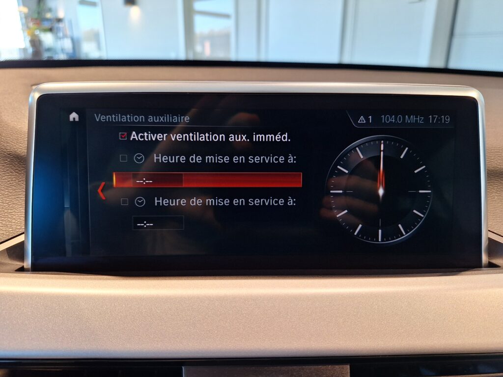 BMW X1 sDrive18iA