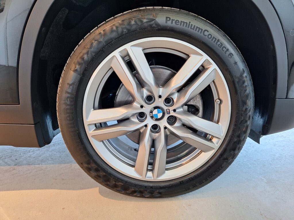 BMW X1 sDrive18iA