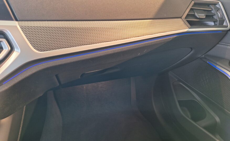 BMW 318Das  M-SPORT