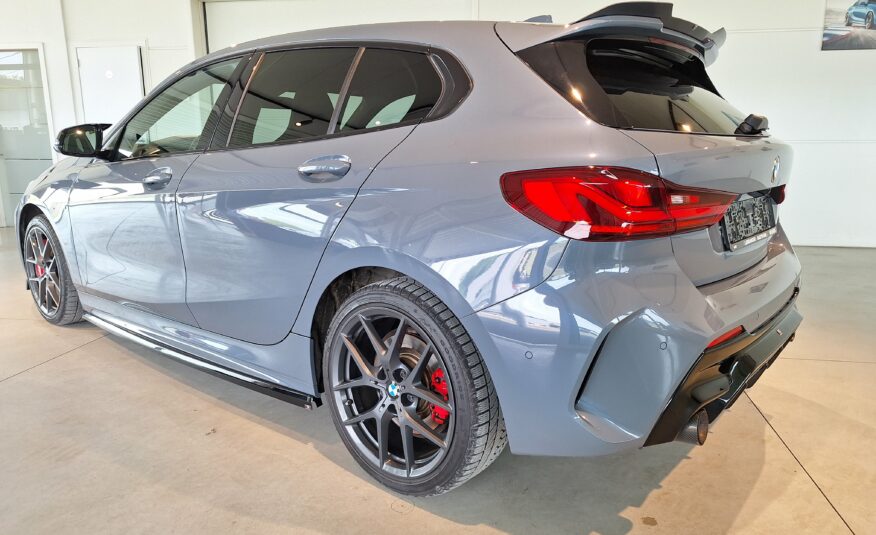 BMW 118I M-SPORT