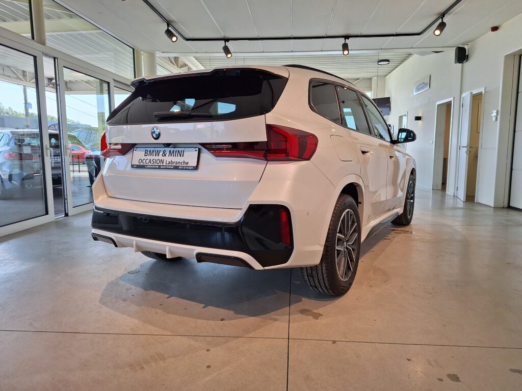 BMW X1 sDrive 18i as M-SPORT