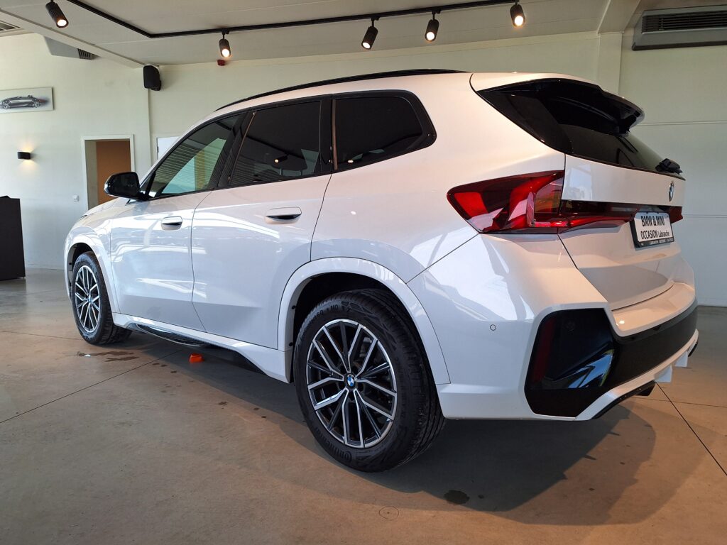 BMW X1 sDrive 18i as M-SPORT