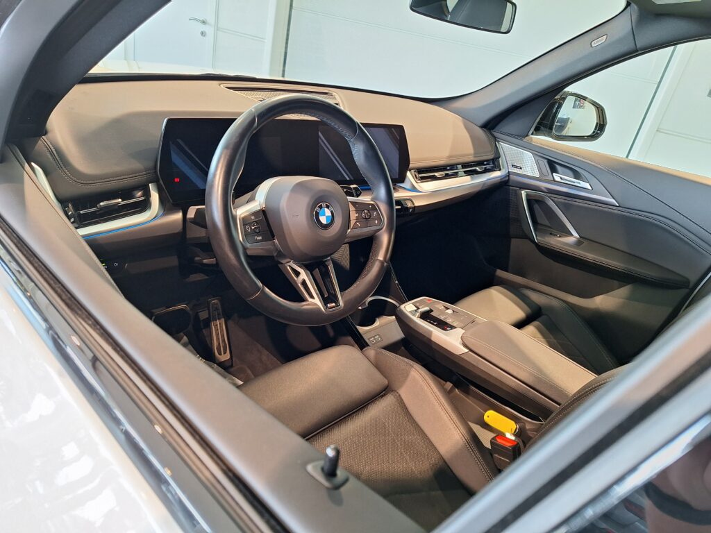 BMW X1 sDrive 18i as M-SPORT