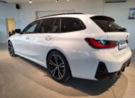 BMW 318Das TOURING sDrive M-SPORT