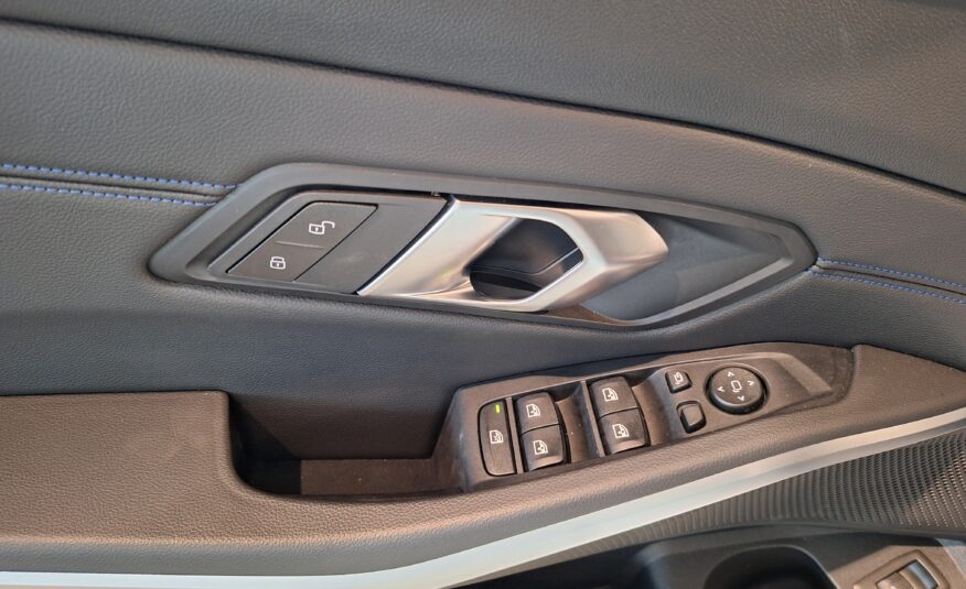 BMW 318Das TOURING sDrive M-SPORT