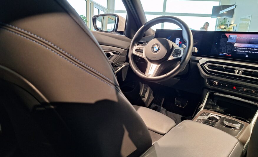 BMW 318Das TOURING sDrive M-SPORT