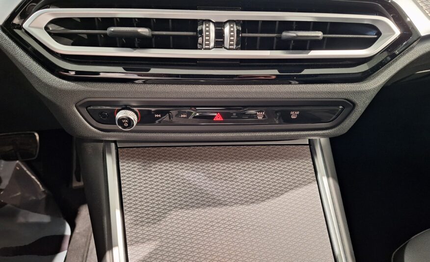 BMW 318Das TOURING sDrive M-SPORT