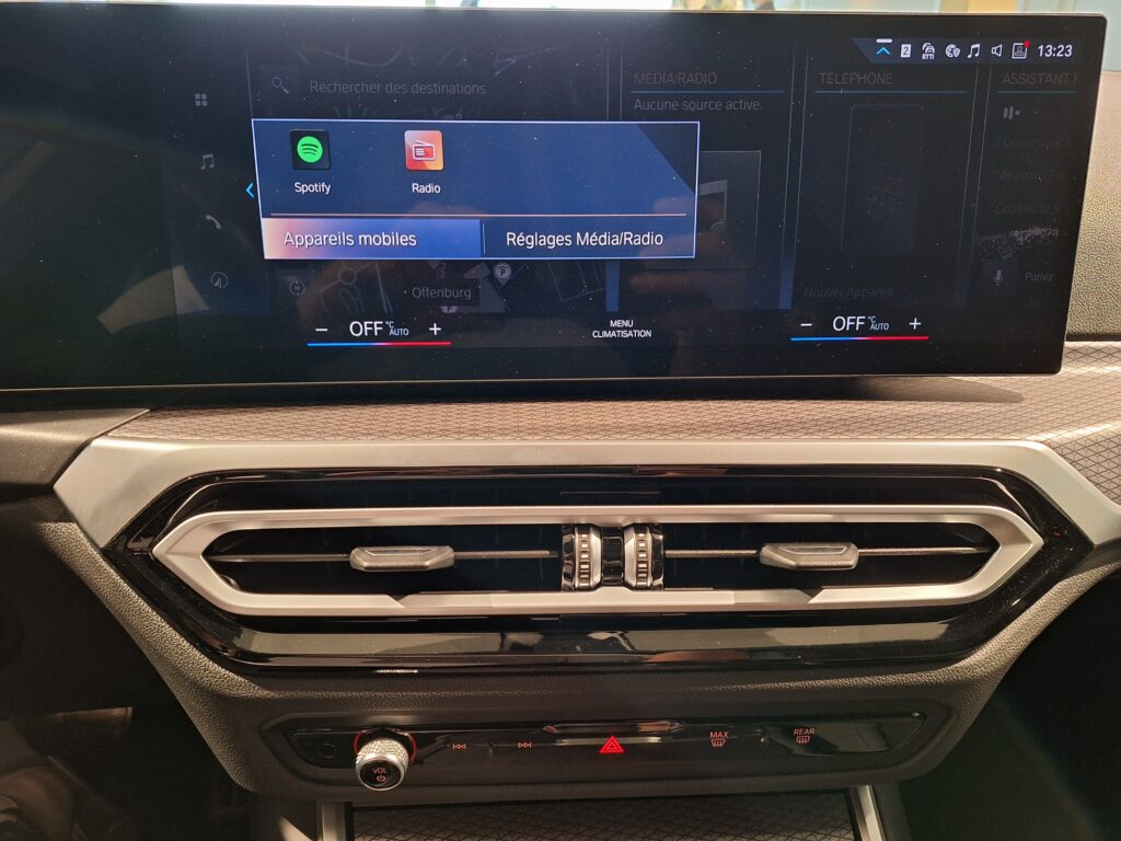 BMW 318Das TOURING sDrive M-SPORT