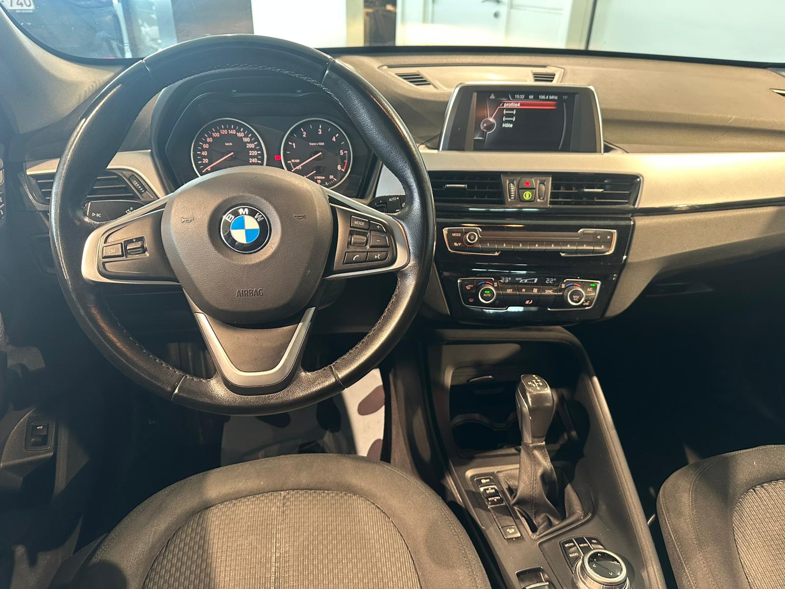 BMW X1 18D xDrive