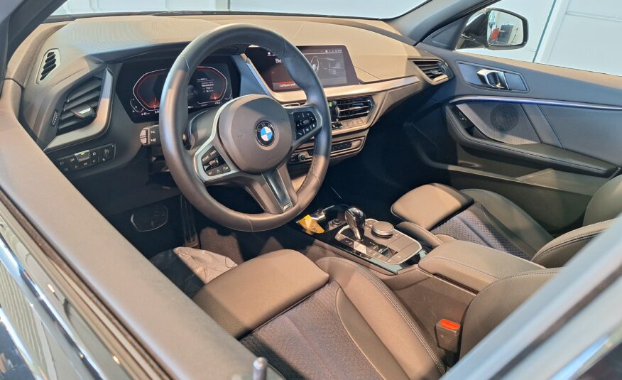 118IA sDrive M-SPORT