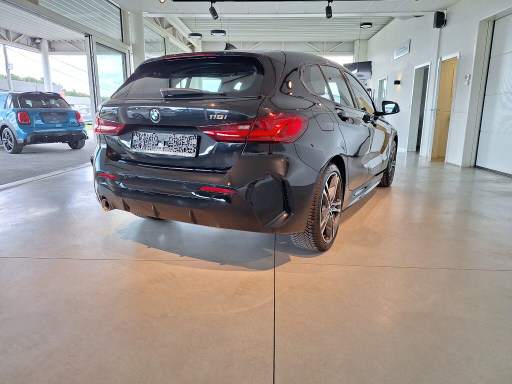 118IA sDrive M-SPORT