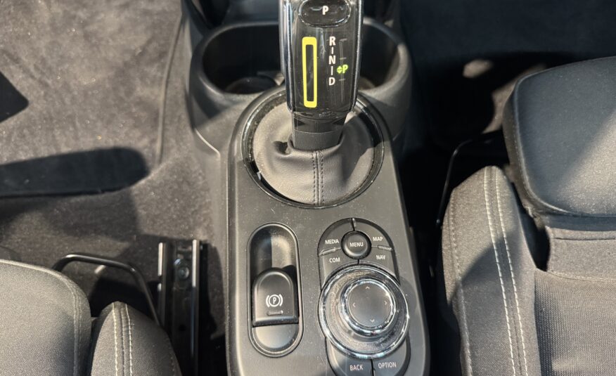 MINI COOPER SE ELECTRIQUE ( 234KM d’autonomie)