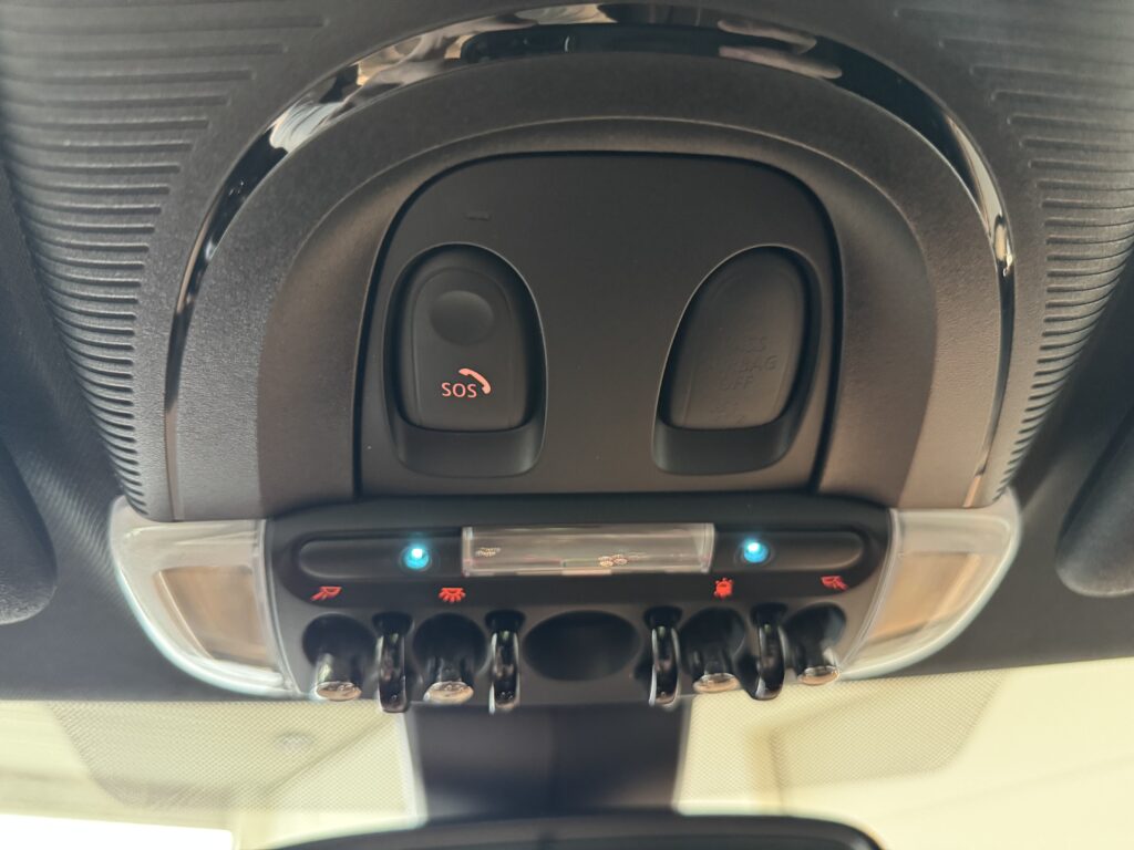 MINI COOPER SE ELECTRIQUE ( 240KM d’autonomie)