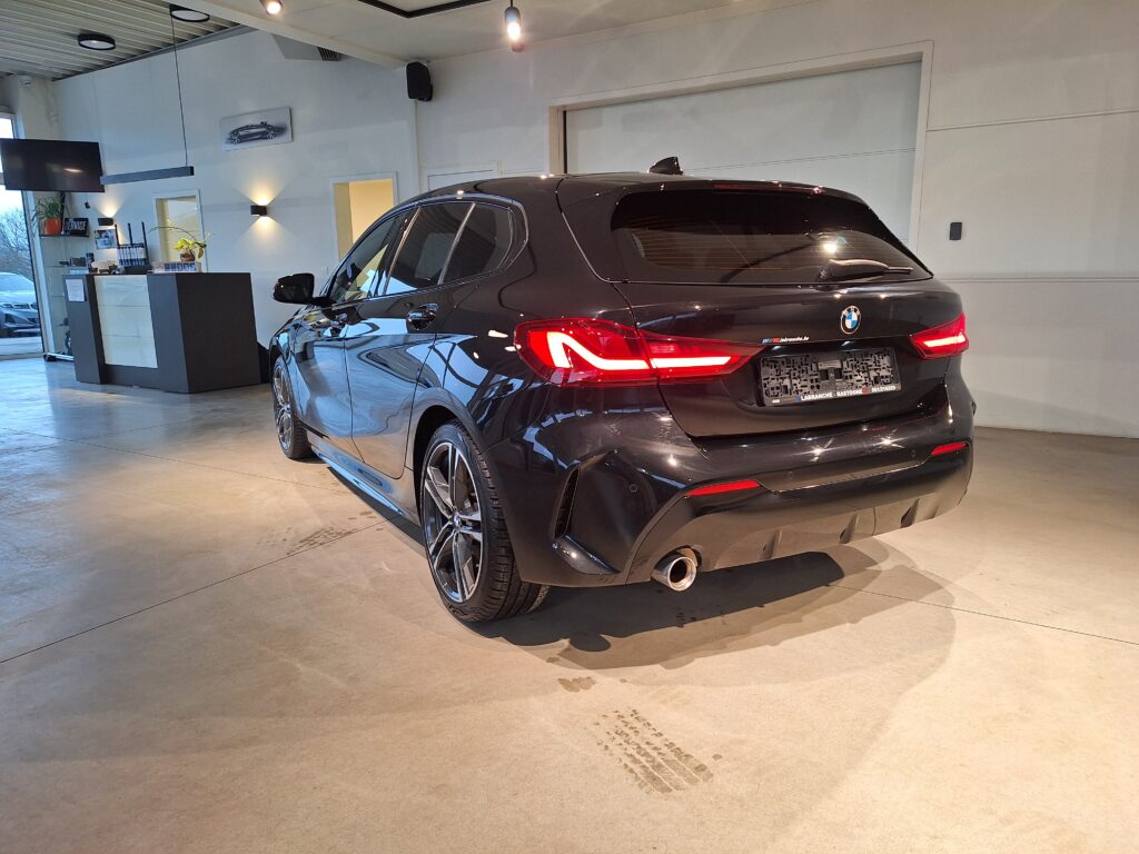 BMW 118I sDrive M-SPORT
